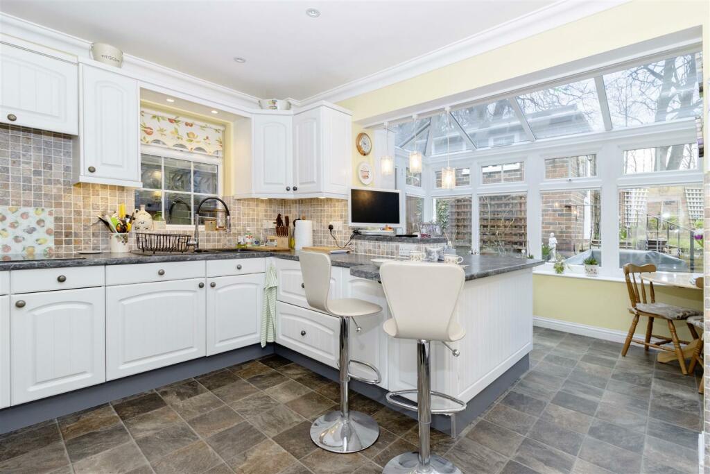 Additional image 7 of Manor Road, Lancing