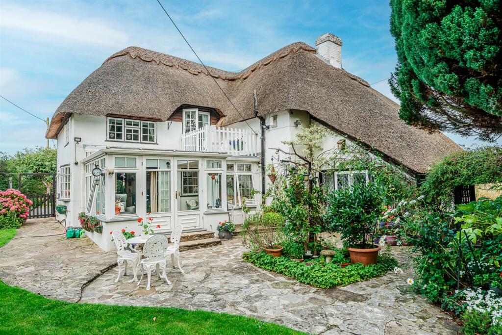 Additional image 59 of Burley Road, Bockhampton, Winkton