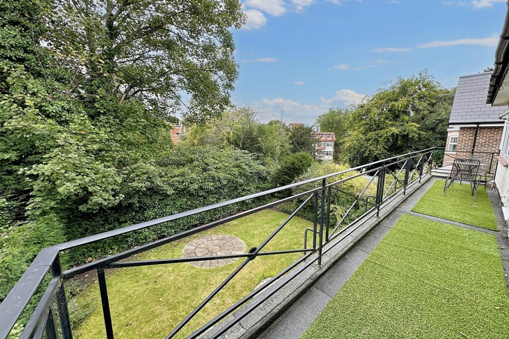 Additional image 14 of Meyrick Park