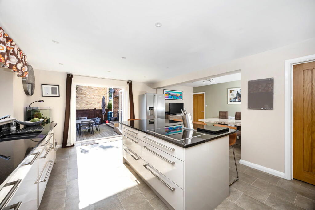 Additional image 6 of Longlands Glade, Worthing, West Sussex BN14 9NR