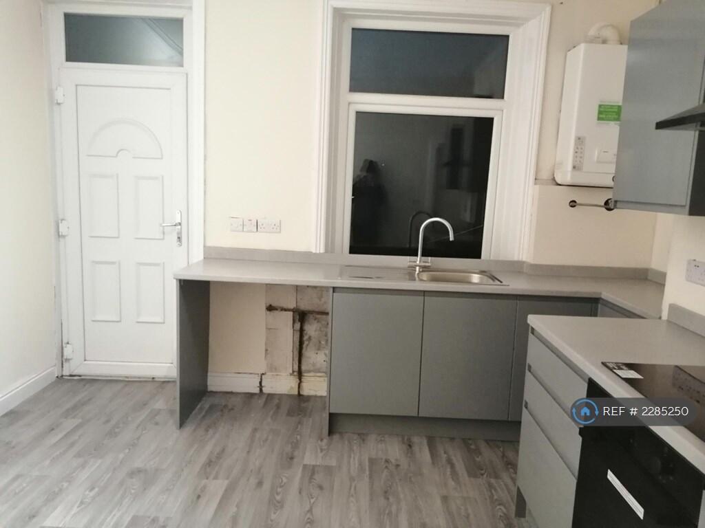 Additional image 4 of New Hey Road, Bradford, BD4
