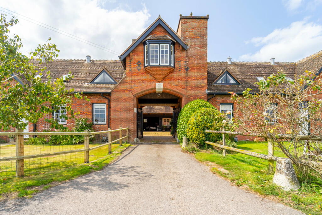 Additional image 60 of Ossemsley, Christchurch, BH23