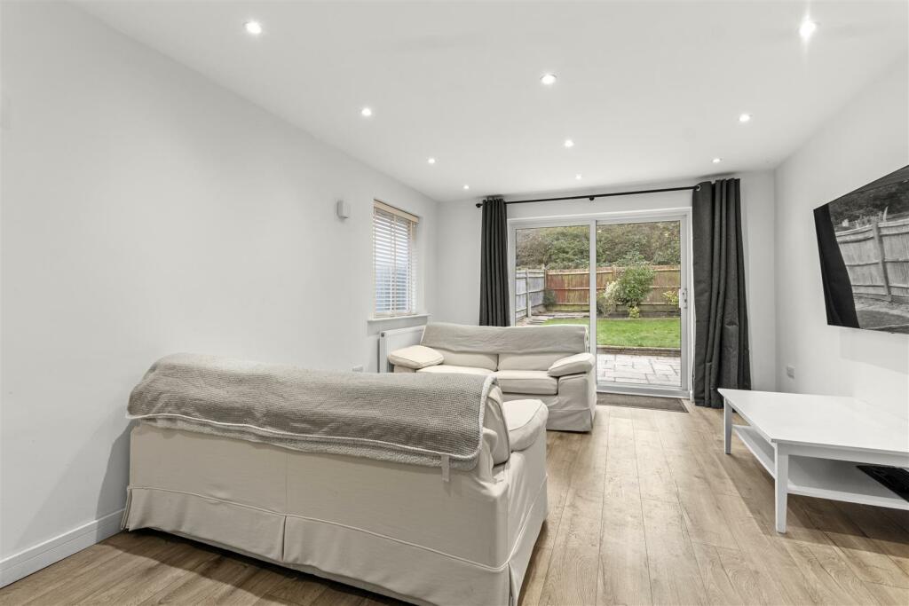 Additional image 10 of Glen Close, Polegate