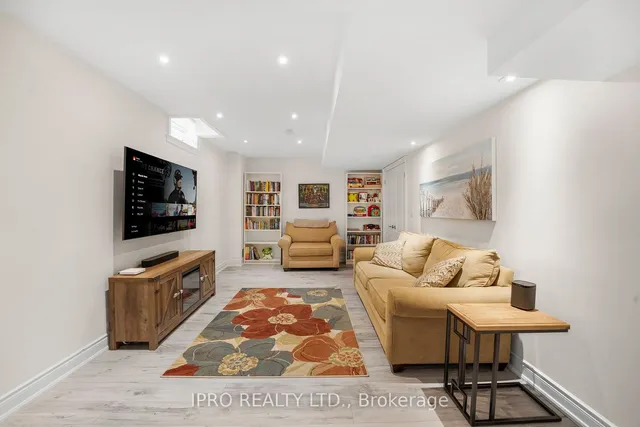 Additional image 35 of 315 Malboeuf Crt