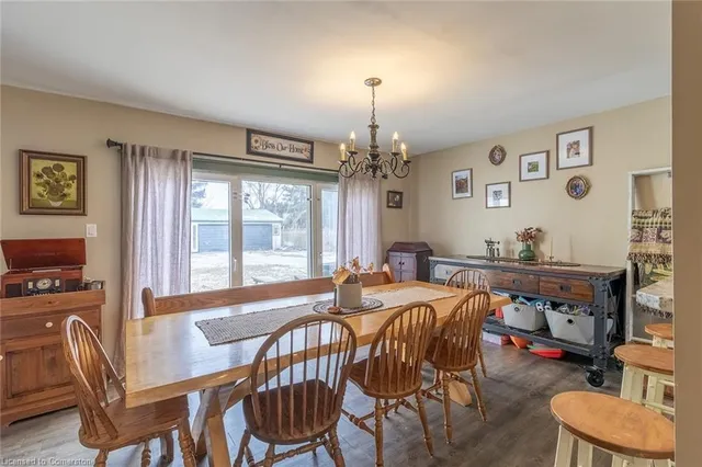 Additional image 5 of 2715 Upper James St