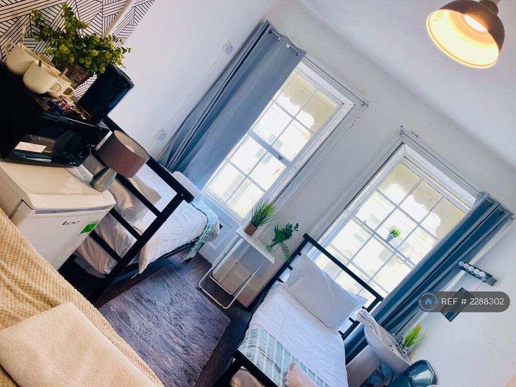 Additional image 3 of Central Large Double/ Triple Rooms, Brighton, BN1