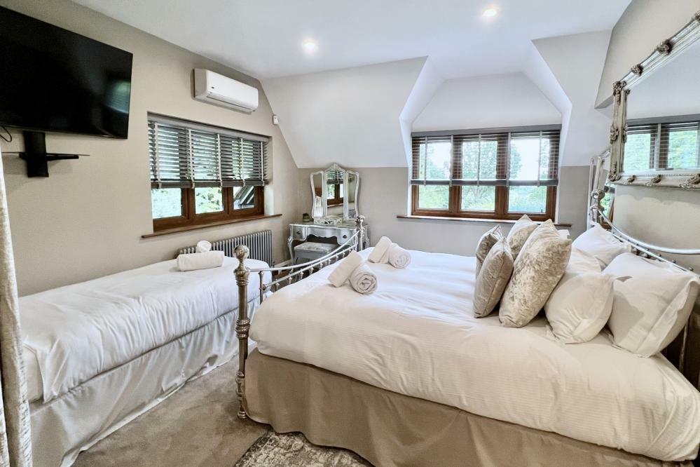 Additional image 20 of Hightown Hill, Ringwood, BH24 3HH