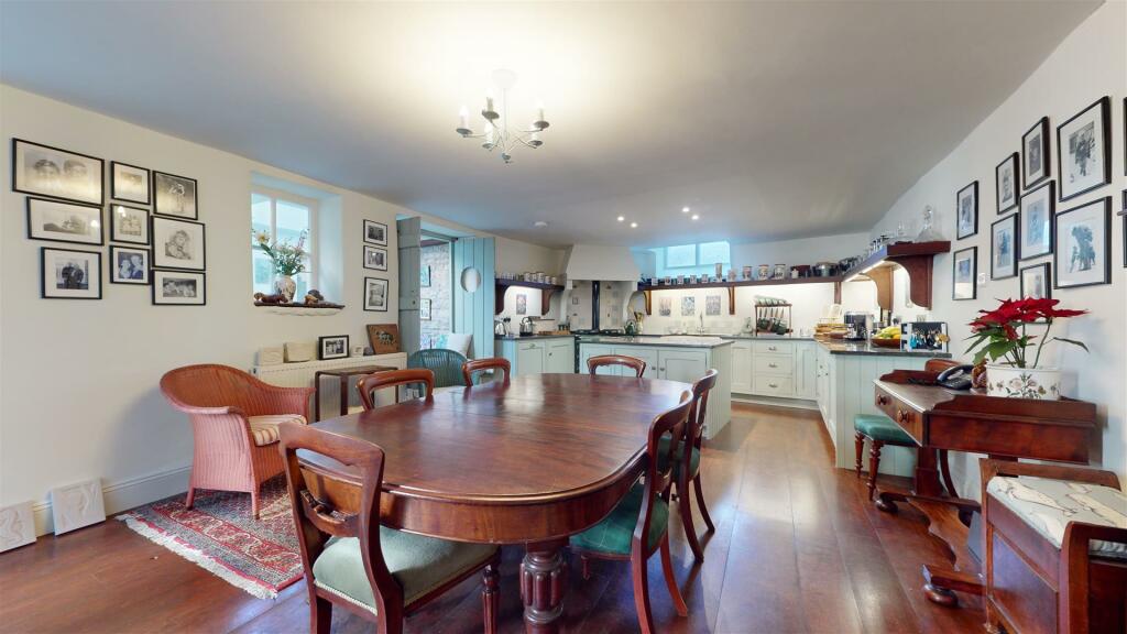 Additional image 6 of High Street, Swanage