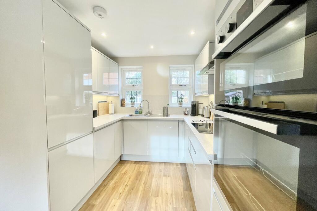 Additional image 10 of The Coach House, Wharncliffe Road, Bournemouth, BH5