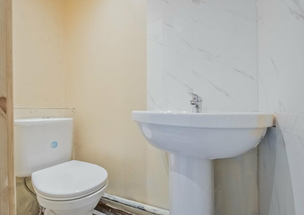 Additional image 18 of High Fernley Court, Wyke, Bradford, BD12