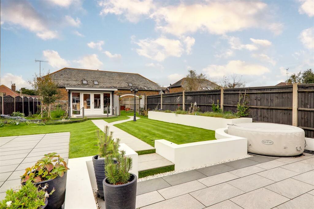 Additional image 20 of Lingfield Close, Worthing