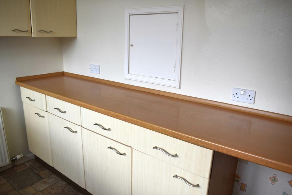 Additional image 7 of Lea Gate Close, Harwood