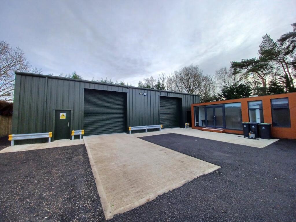 Additional image 14 of Unit 7 Bostwick Farm, Bostwick Lane, Christchurch, BH23 6BN