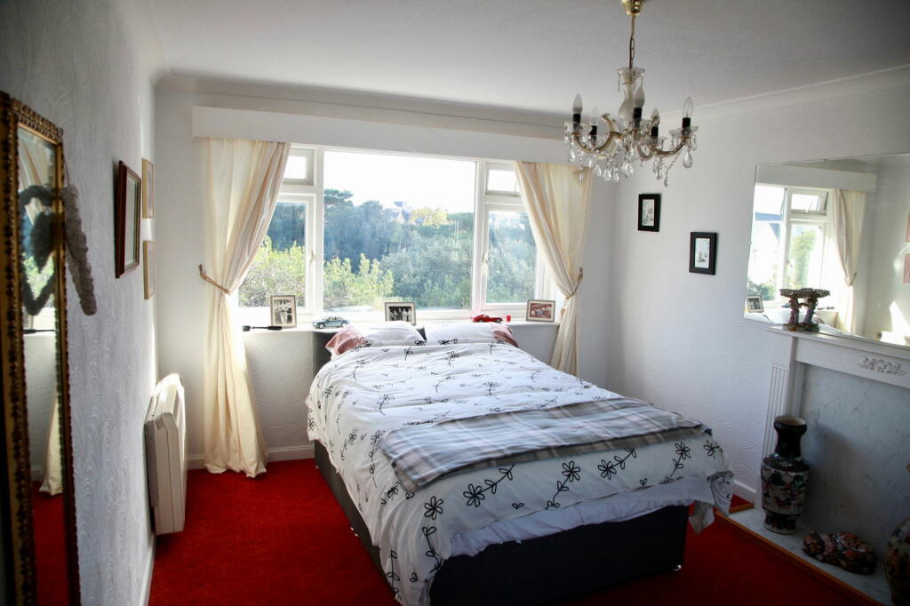 Additional image 7 of Chine Crescent, Bournemouth, BH2 5LA