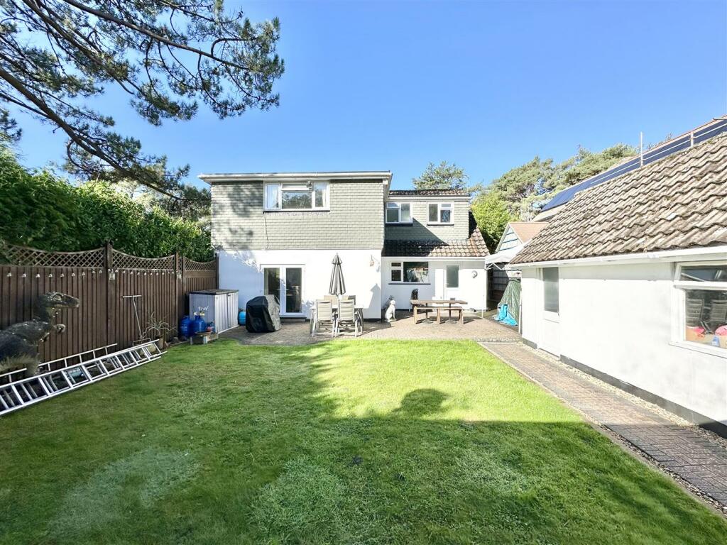 Additional image 18 of Queens Road, Ferndown