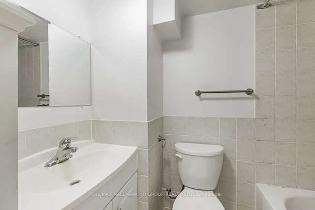 Additional image 17 of 25 Howland Rd