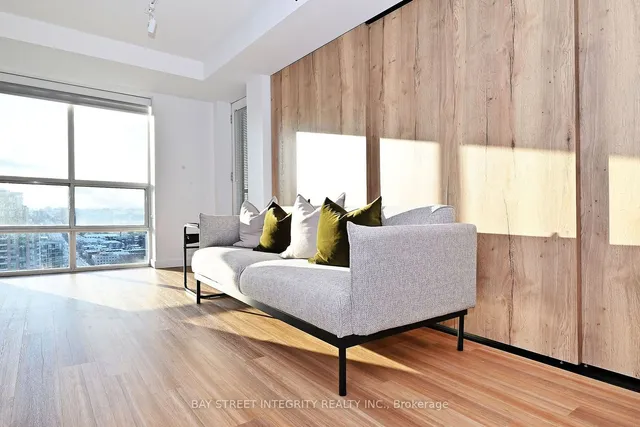 Additional image 28 of 22 Olive Ave Unit LPH01