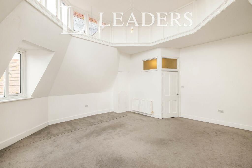 Additional image 11 of Warwick Mansions, Brighton Road