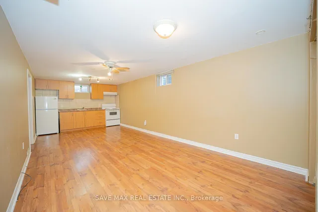 Additional image 22 of 102 SUTHERLAND Ave