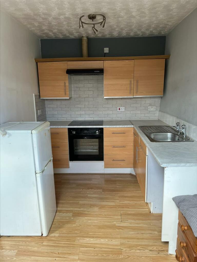Additional image 5 of Flat 4, 2 Chapel Lane, Keighley BD21 2AJ