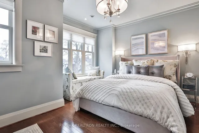 Additional image 13 of 351 Woburn Ave