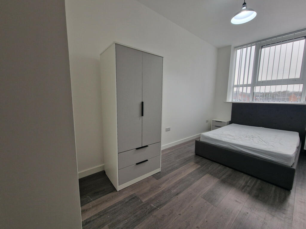 Additional image 5 of Card House, Bingley Road, Bradford, Yorkshire, BD9