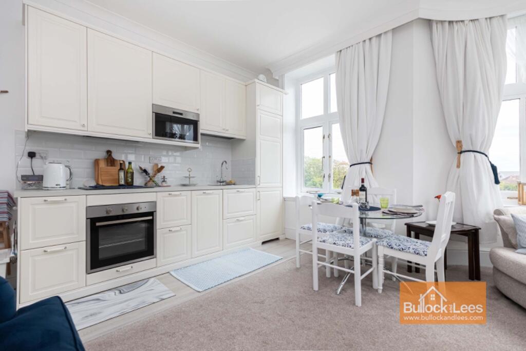 Additional image 5 of Burlington Mansion, Boscombe Spa, stunning flat