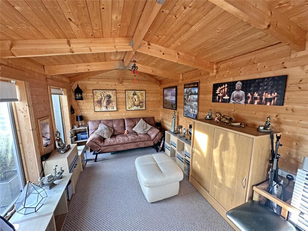 Additional image 20 of Beechwood Avenue, New Milton, Hampshire, BH25
