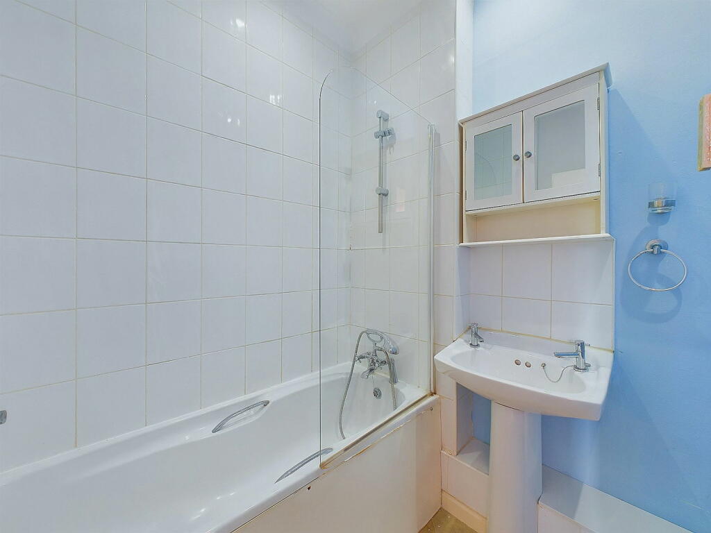 Additional image 10 of Station Parade, Tarring Road, Worthing, BN11