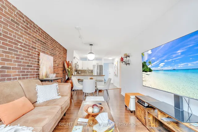 Additional image 16 of 109 Front St Unit 303