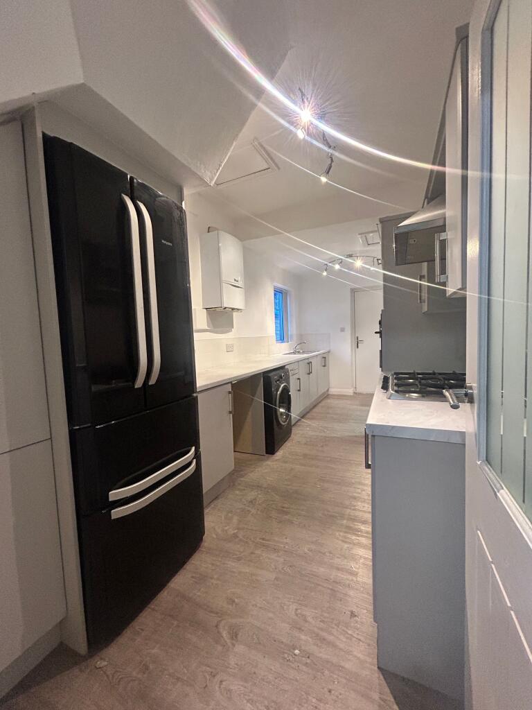 Additional image 7 of Bromford Road, Bradford, BD4