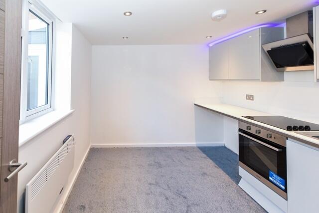 Additional image 3 of Modern Flat, Winton