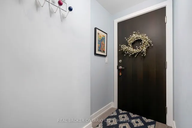 Additional image 7 of 6 Parkwood Ave Unit 401