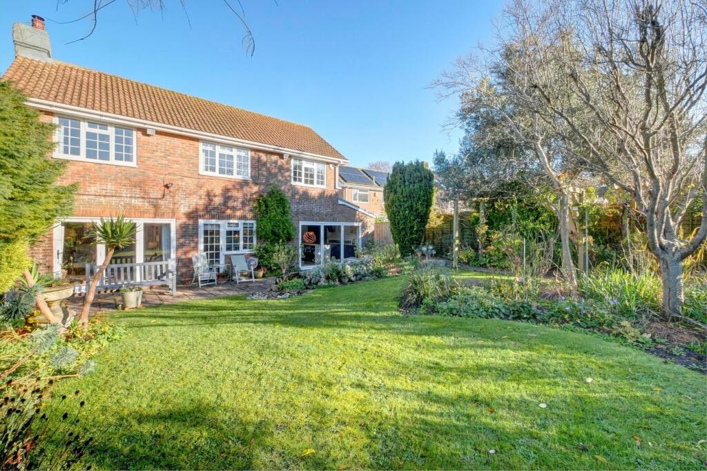 Tas Combe Way, Eastbourne, BN20