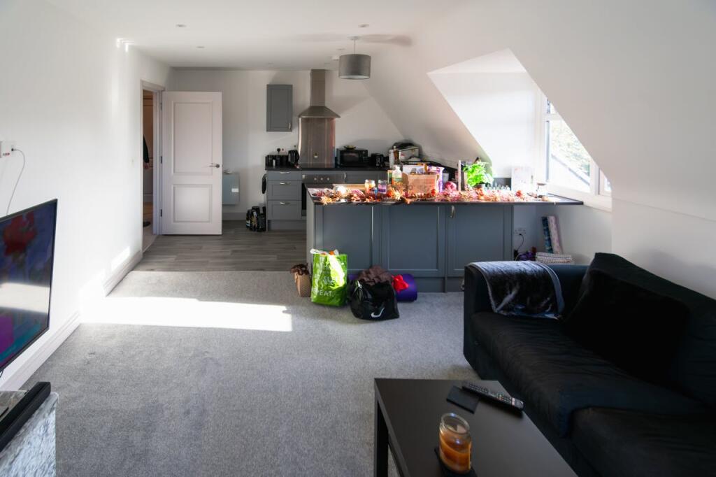 Additional image 12 of 120A-C Wimborne Road West, Wimborne, BH21 2DT