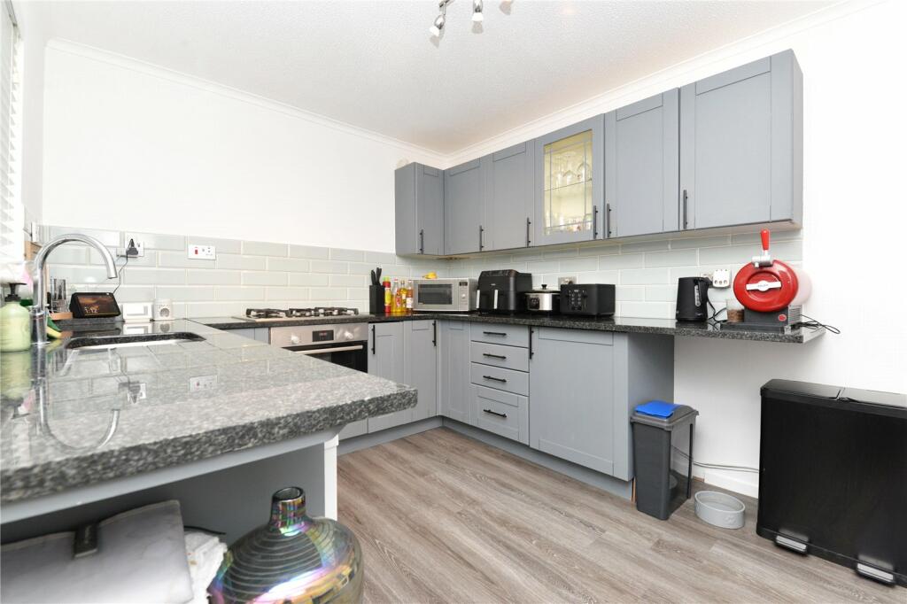 Additional image 5 of Carisbrooke Court, New Milton, Hampshire, BH25