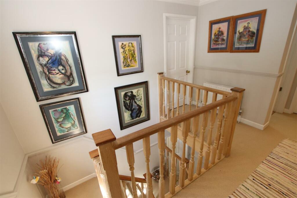 Additional image 20 of Stapehill Road, Wimborne