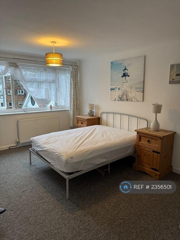 Additional image 4 of View Point Lodge, Poole, BH14