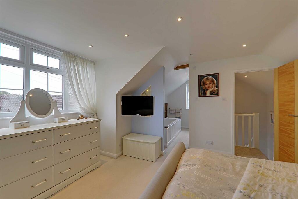 Additional image 12 of Lingfield Close, Worthing