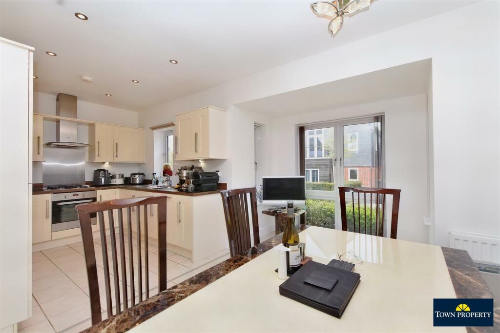 Additional image 20 of Buttercup Drive, Polegate