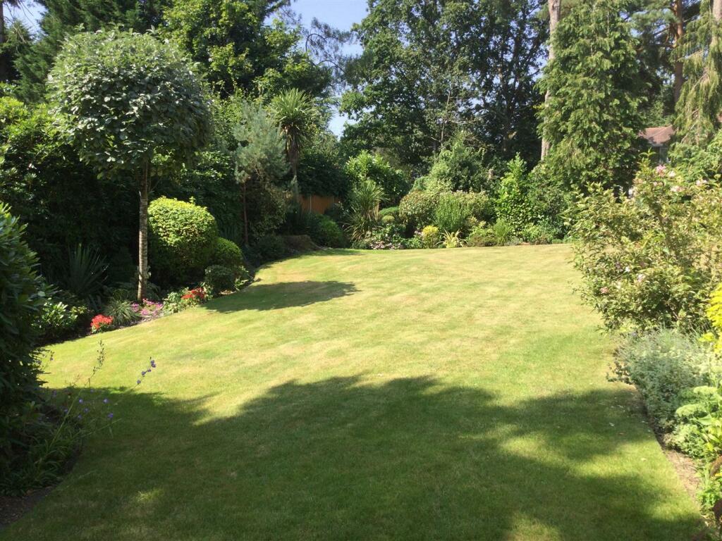 Additional image 15 of St Katherines Court, 126 Golf Links Road, Ferndown