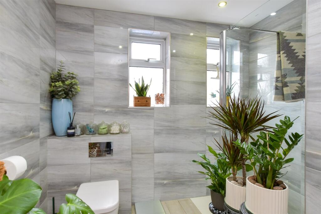 Additional image 5 of Alinora Avenue, Goring By Sea, Worthing, West Sussex