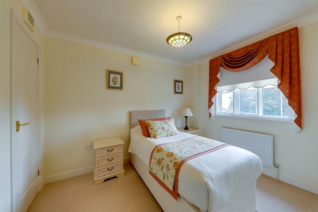 Additional image 12 of Swandean Close, Worthing