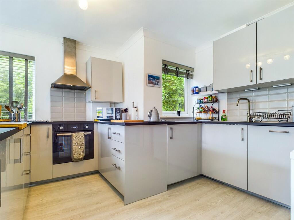 Additional image 19 of Kingsbere Gardens, 10 Haslemere Avenue, Highcliffe, Dorset, BH23