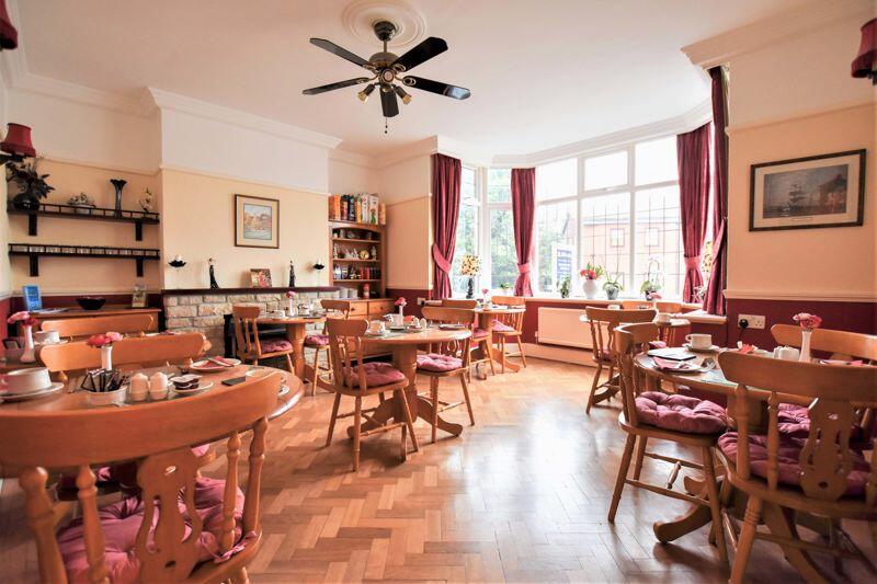 Additional image 5 of KINGS ROAD WEST - TWO DOUBLE BEDROOM OWNERS QUARTERS - ATTACHED TO 9 BEDROOM GUEST HOUSE