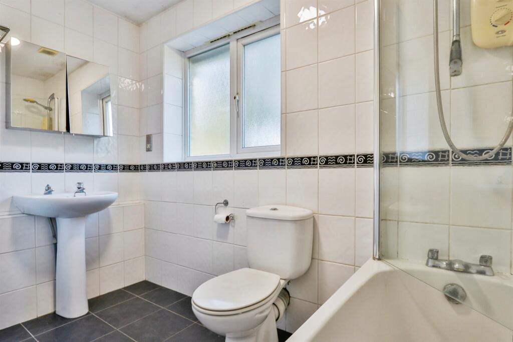 Additional image 6 of Holdenhurst Road, Bournemouth