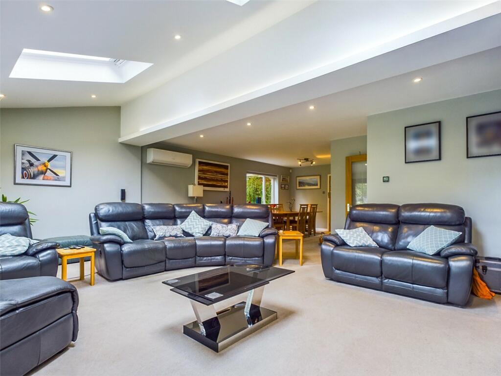 Additional image 24 of Hazel Close, Highcliffe, Dorset, BH23