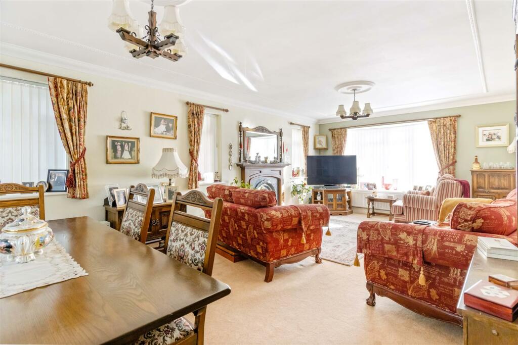 Additional image 21 of Manor Road, Lancing