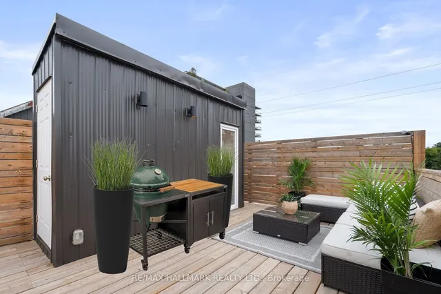 Additional image 22 of 326 Carlaw Ave Unit 106