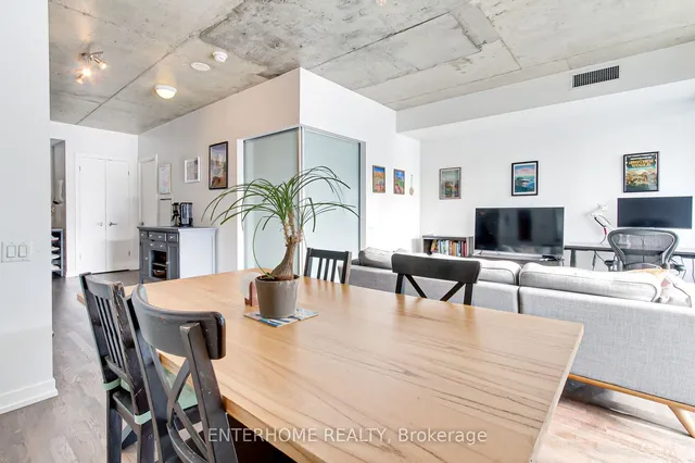 Additional image 4 of 95 Bathust St Unit 719